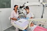 Tratament endodontic efectuat cu ajutorul microscopului dentar